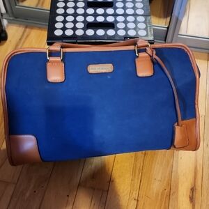 Adrienne Vittadini Navy and Tan Duffel Bag